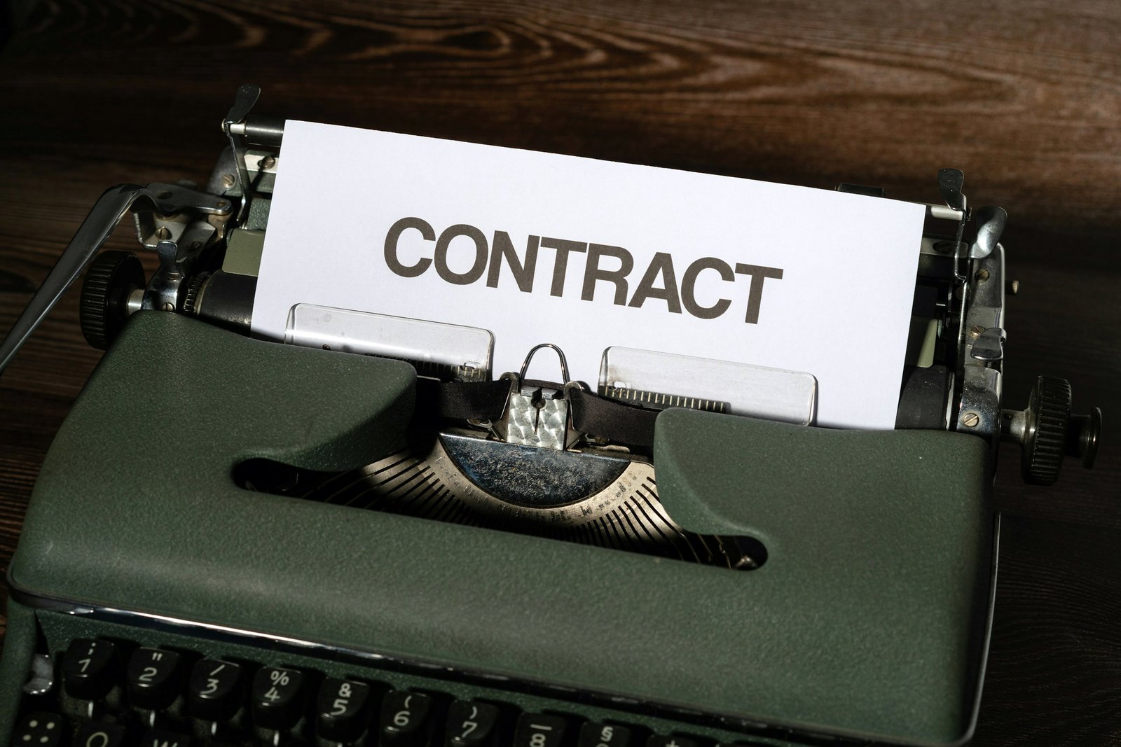 Drafting Contracts & Agreements